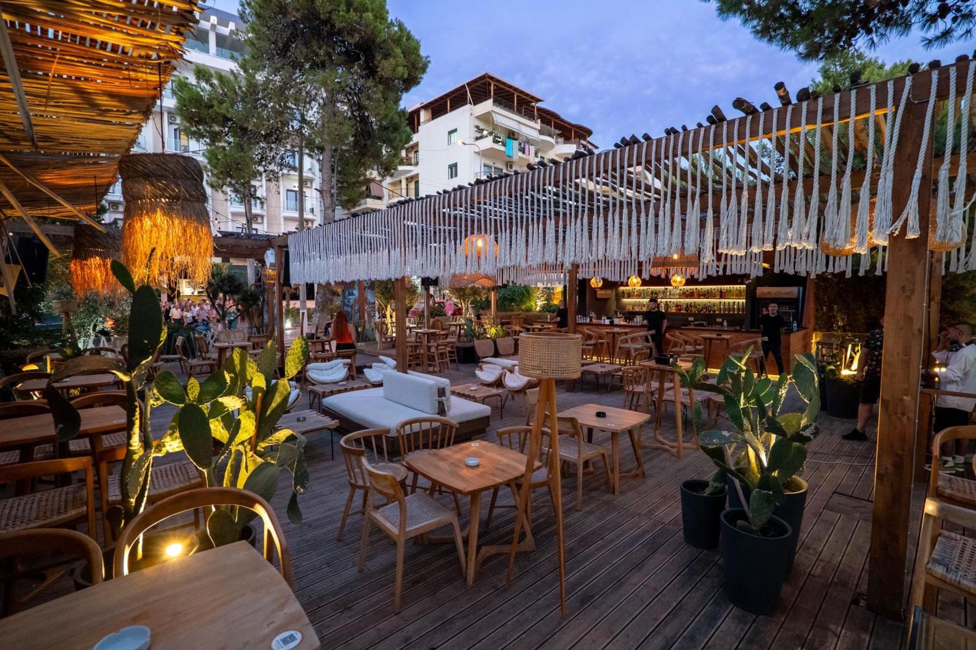 סרנדה Hotel Sejko מראה חיצוני תמונה