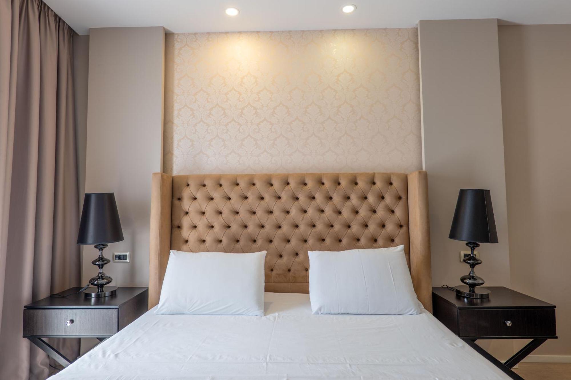 סרנדה Hotel Sejko מראה חיצוני תמונה