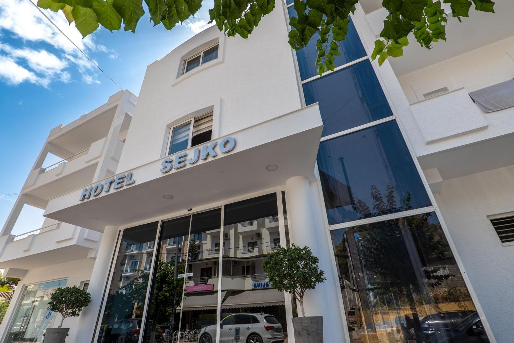 סרנדה Hotel Sejko מראה חיצוני תמונה
