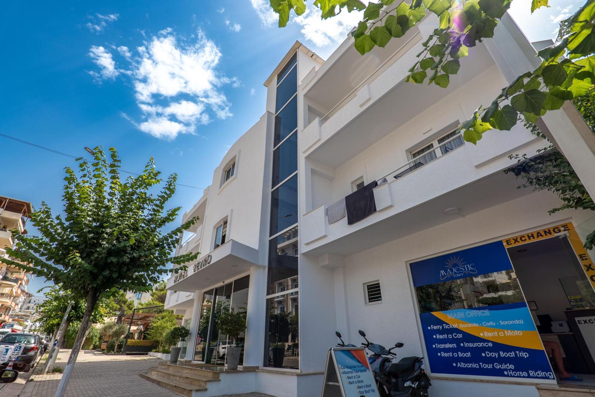 סרנדה Hotel Sejko מראה חיצוני תמונה